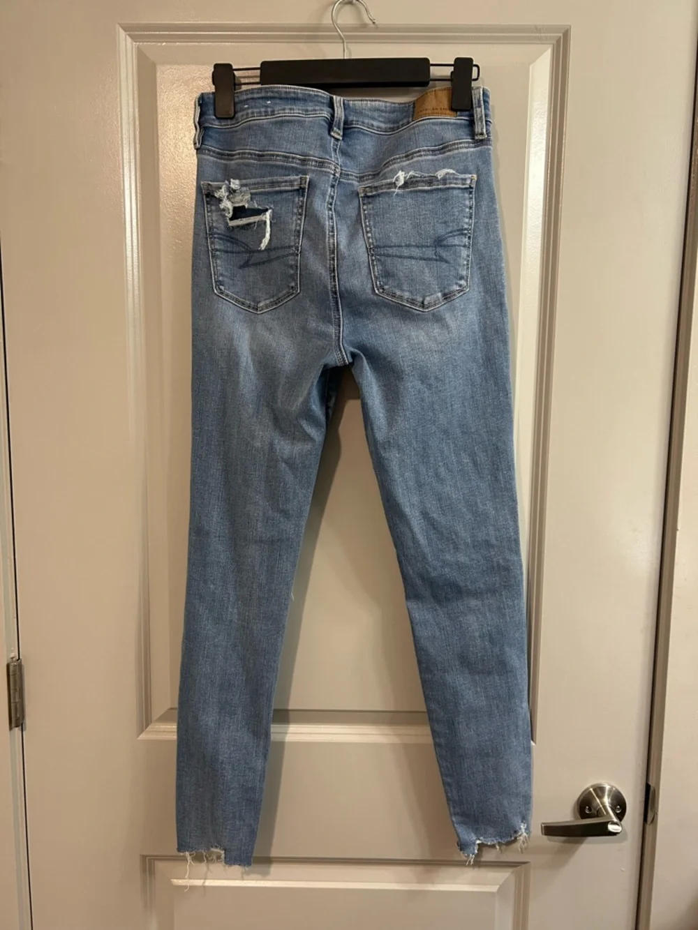 American Eagle Outfitters Distressed Light Blue Skinny Jeans - Picture 3 of 5